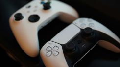 Xbox and PS5 Controllers